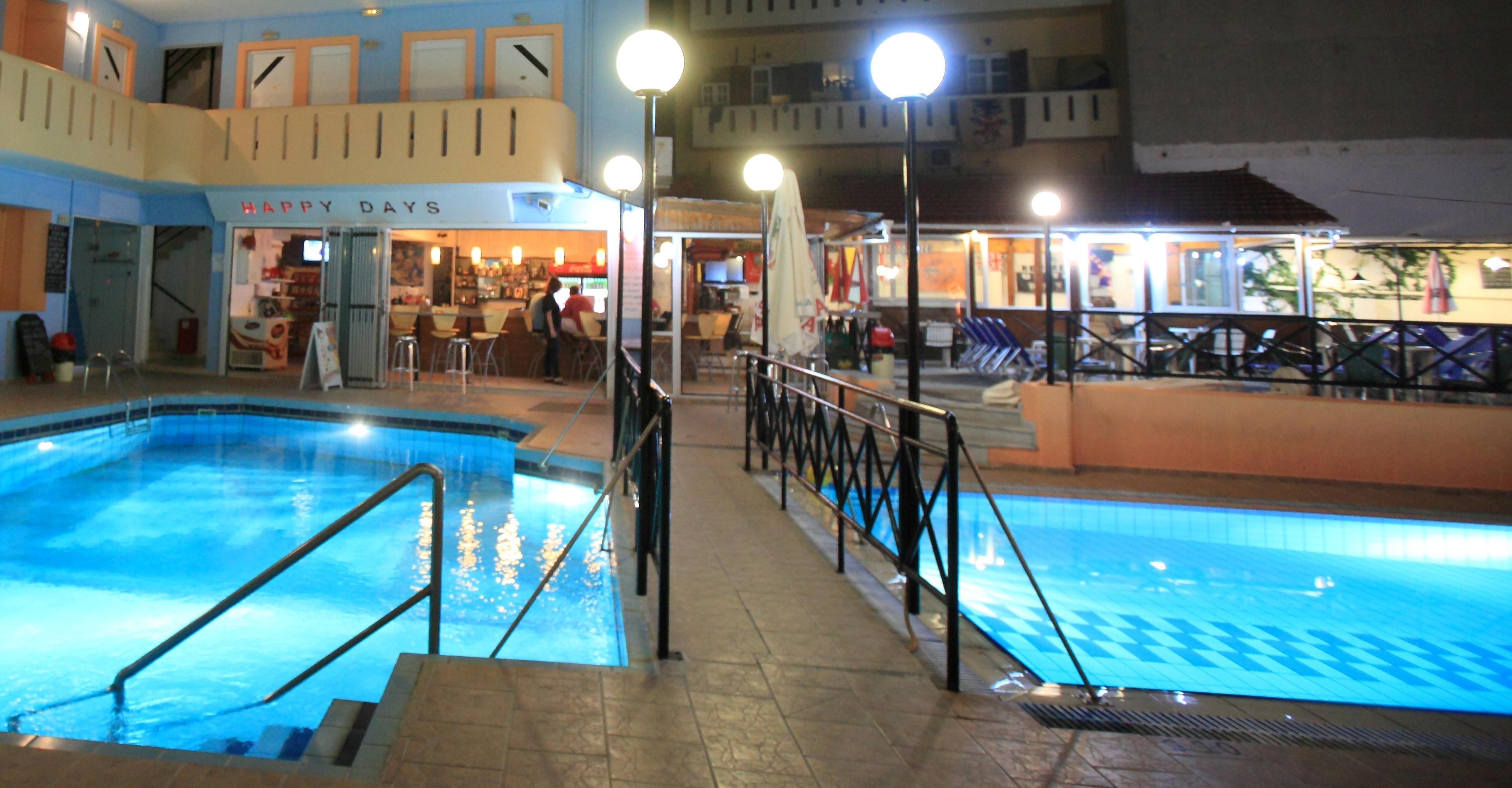 Aparthotel Happy Days Malia Exterior foto